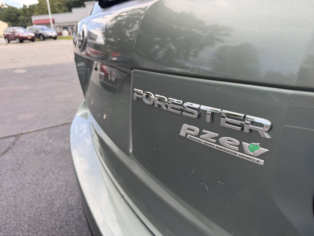 2017 Subaru Forester Image 29