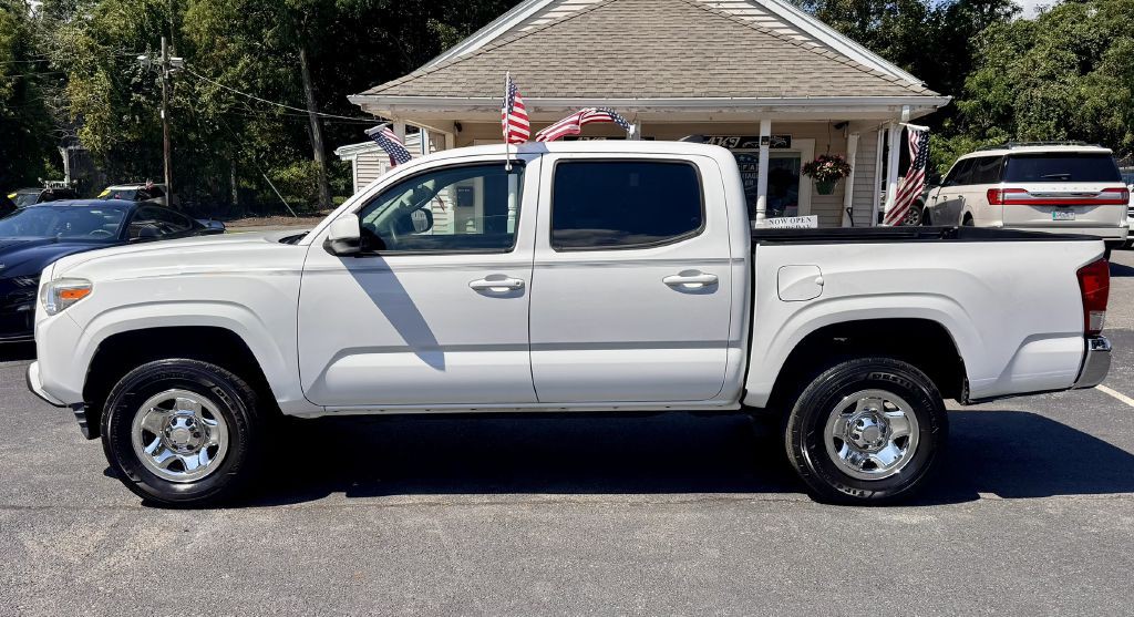 2018 Toyota Tacoma Image 8