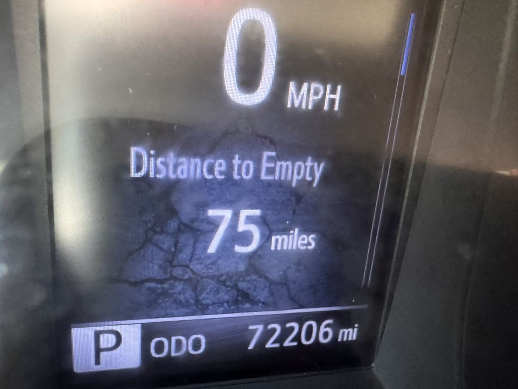 2018 Toyota Tacoma Image 19