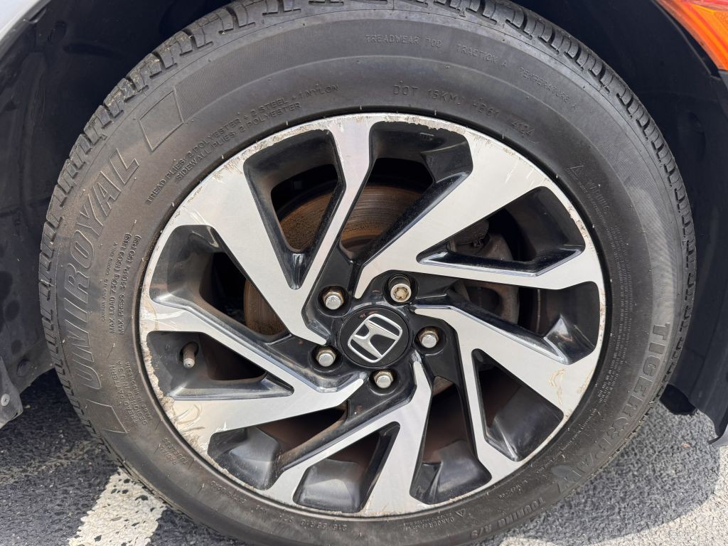 2016 Honda Civic Image 12