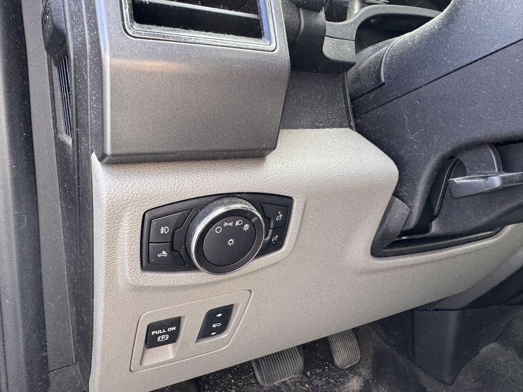 2018 Ford F-150 Image 17