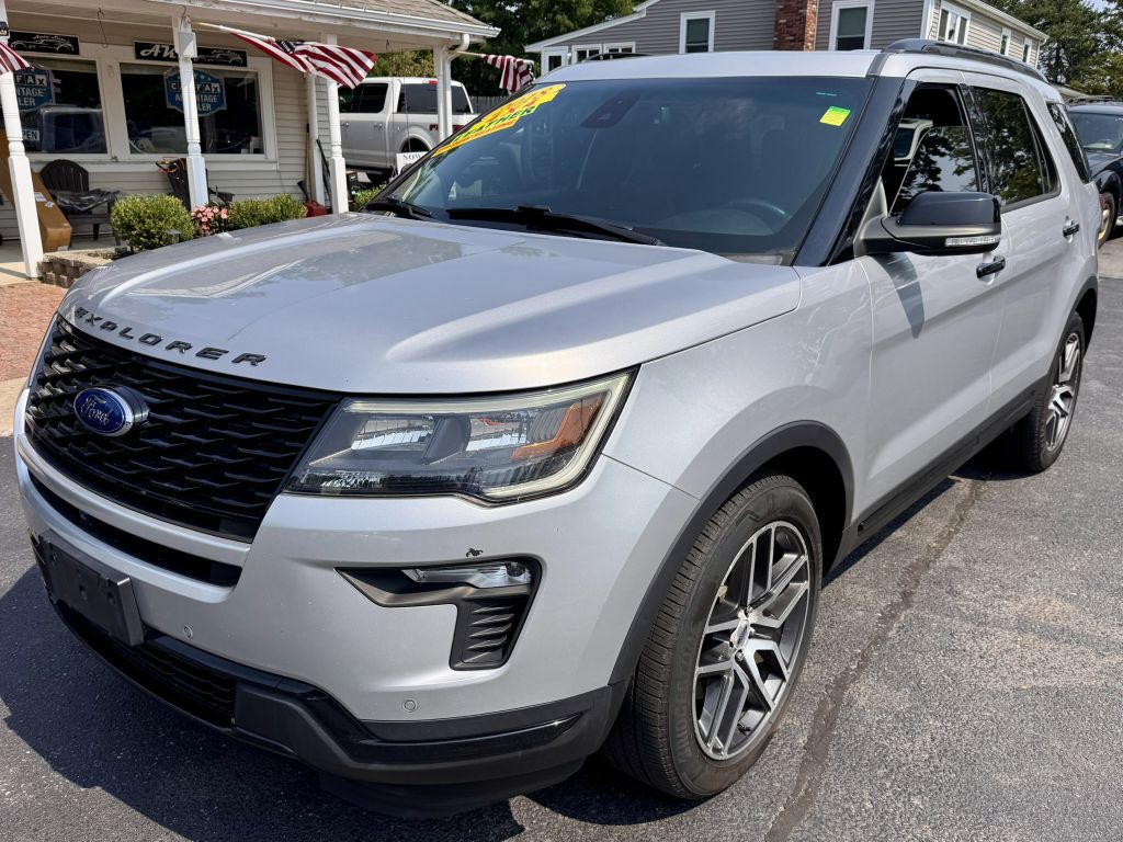 2018 Ford Explorer Image 1