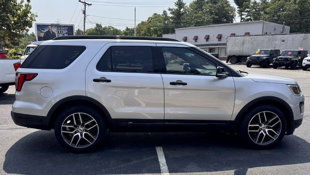 2018 Ford Explorer Image 4
