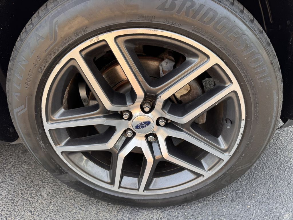 2018 Ford Explorer Image 12