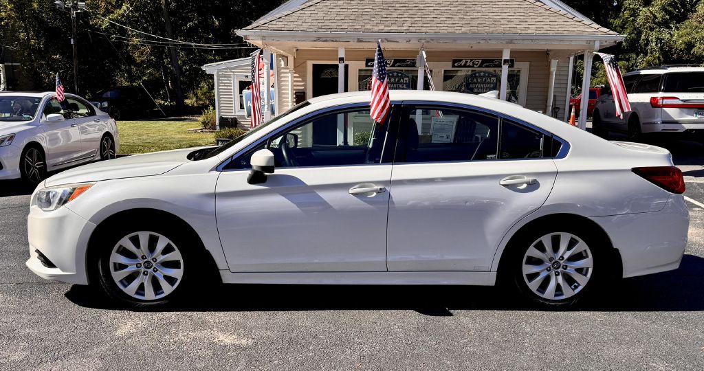 2016 Subaru Legacy Image 8