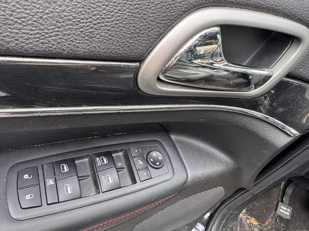 2018 Jeep Grand Cherokee Image 15