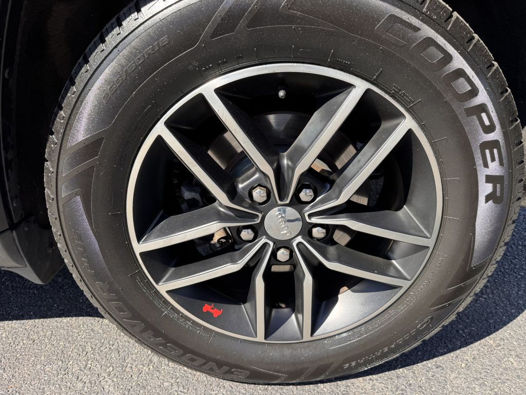 2018 Jeep Grand Cherokee Image 14
