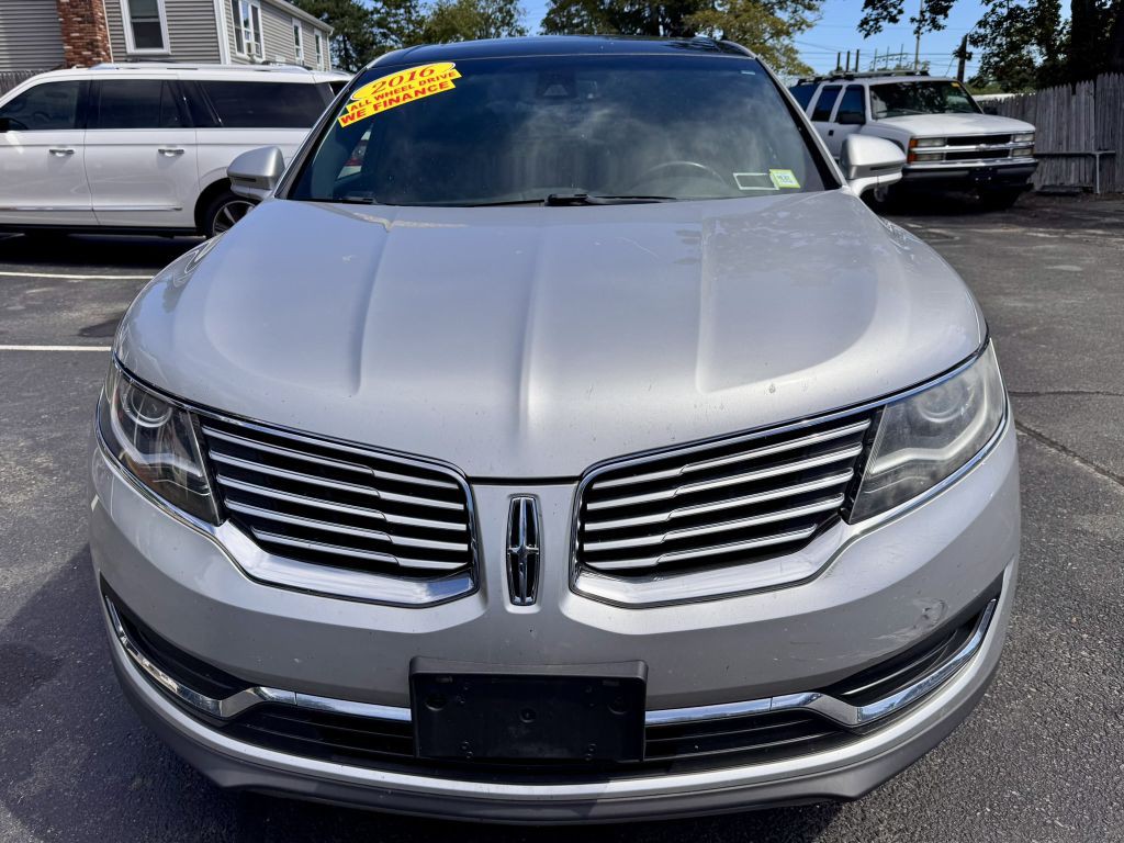 2016 Lincoln MKX Image 2