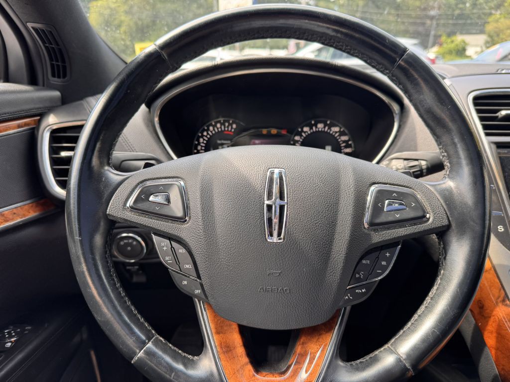 2016 Lincoln MKX Image 18