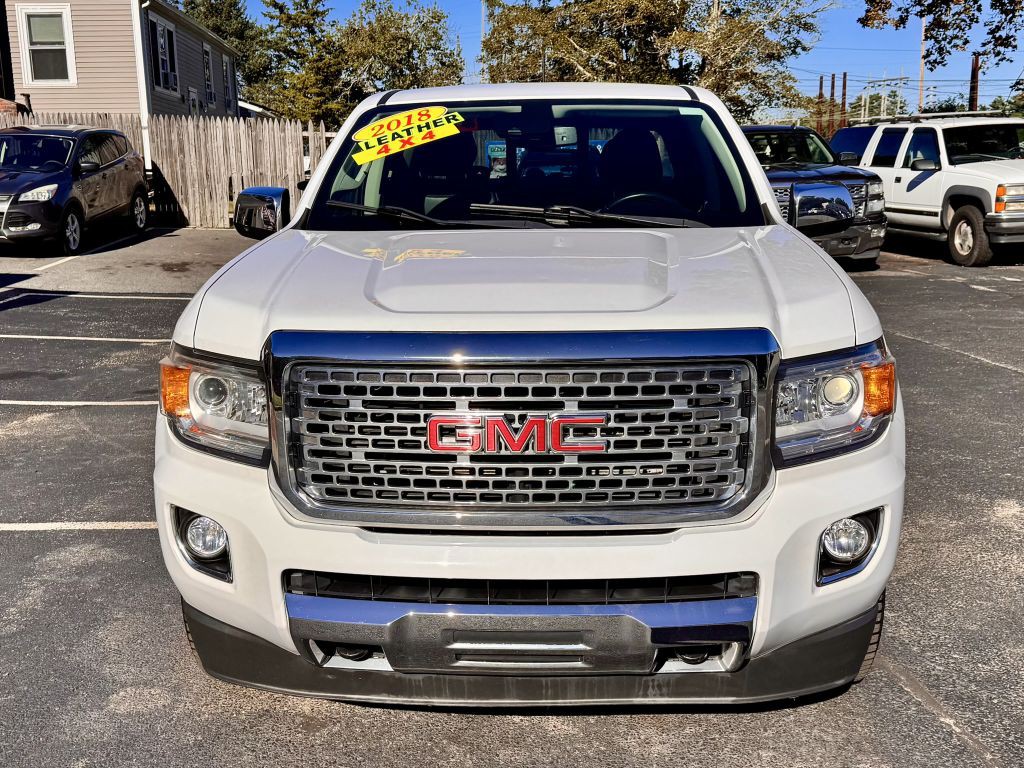 2018 GMC Canyon Image 2