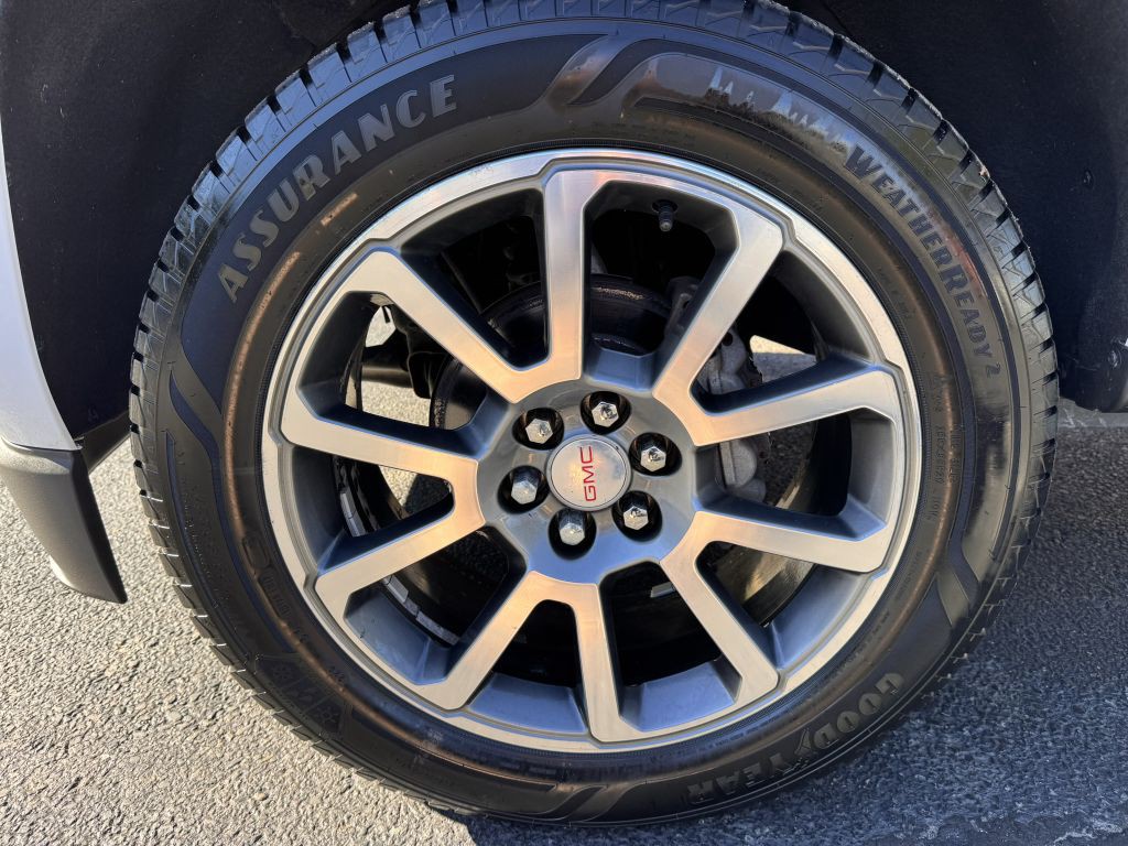 2018 GMC Canyon Image 13