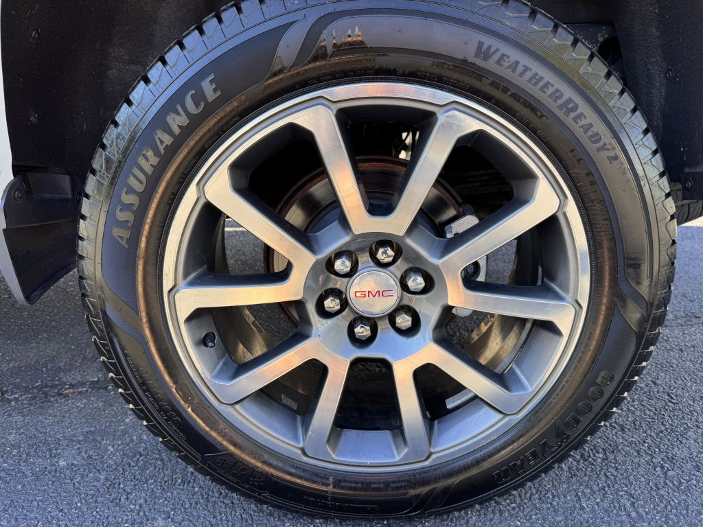 2018 GMC Canyon Image 14