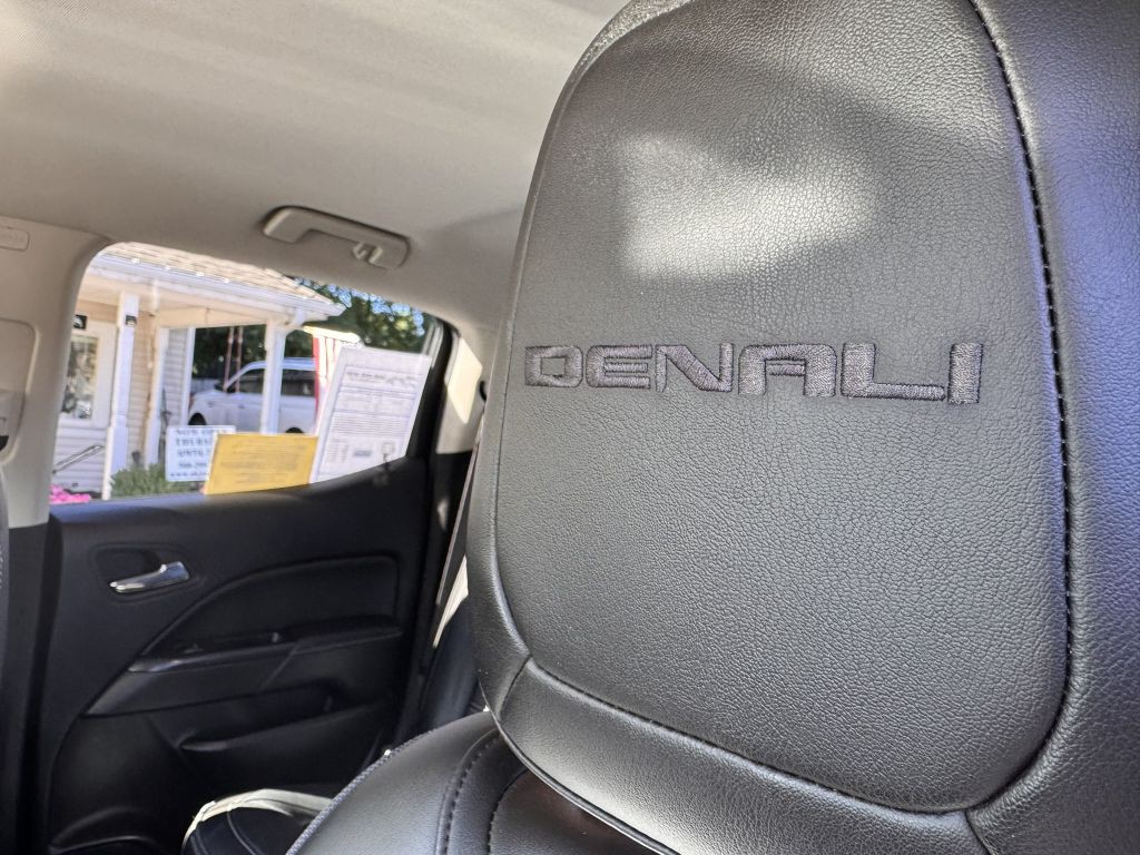 2018 GMC Canyon Image 30