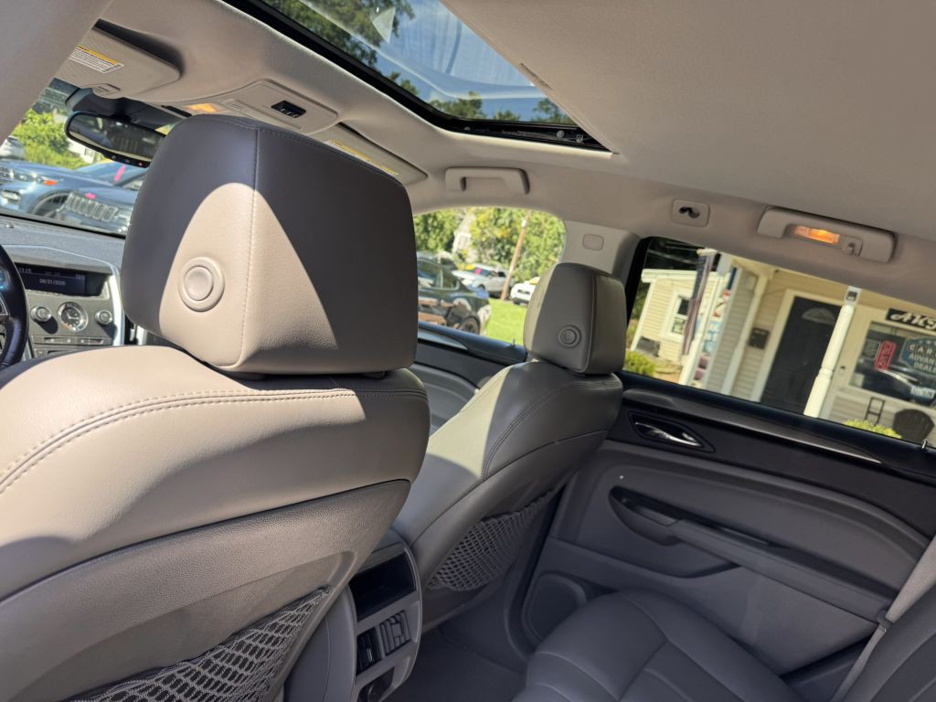 2012 Cadillac SRX Image 25