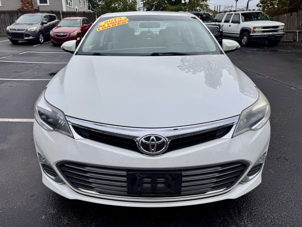 2015 Toyota Avalon Image 2