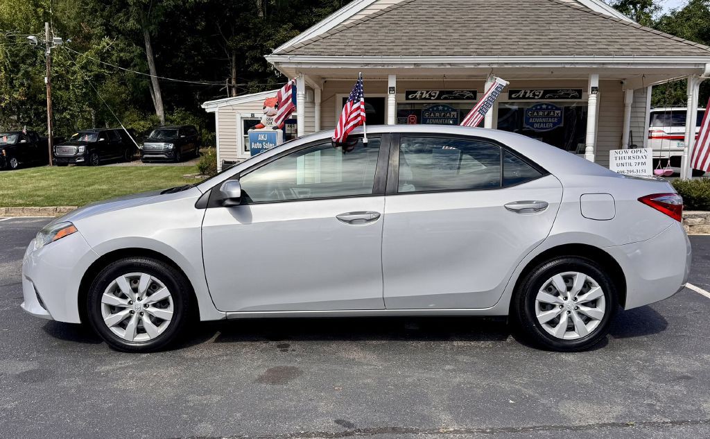 2014 Toyota Corolla Image 8