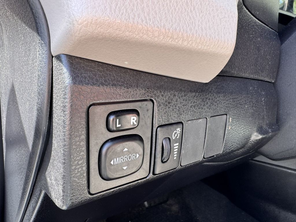 2014 Toyota Corolla Image 23