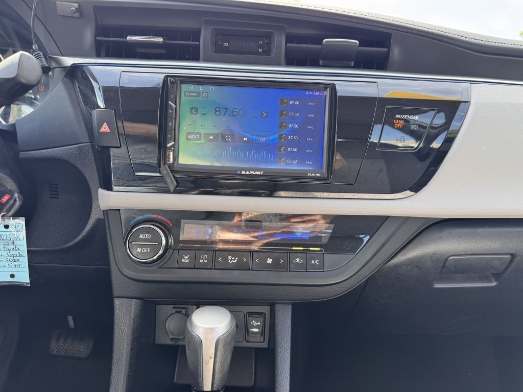 2014 Toyota Corolla Image 26