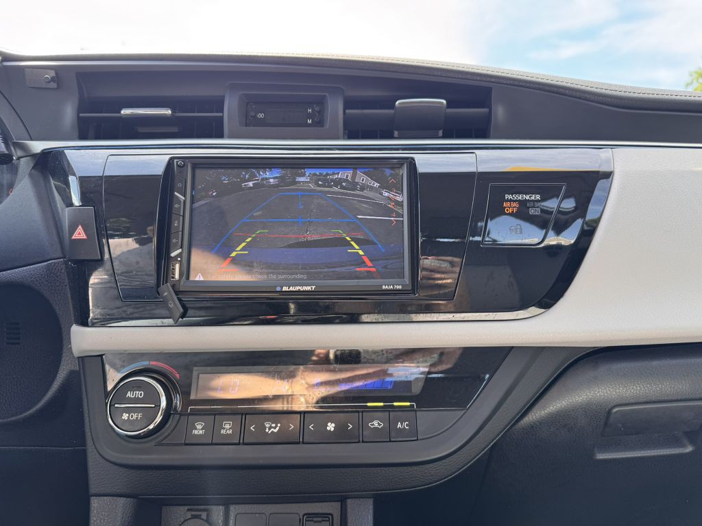 2014 Toyota Corolla Image 27