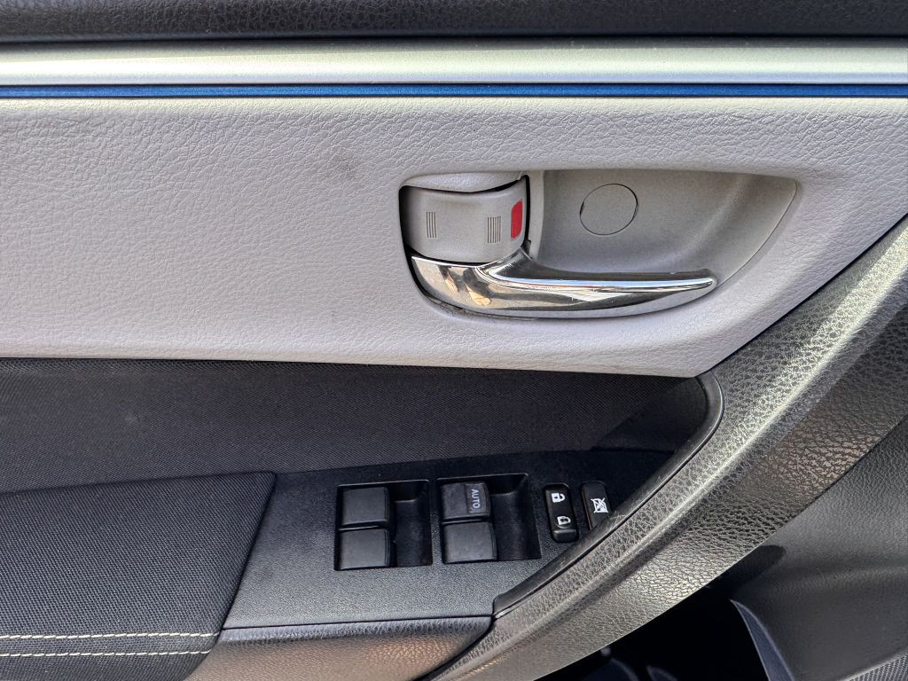 2014 Toyota Corolla Image 41