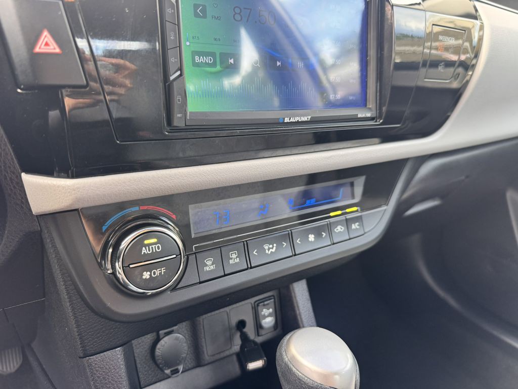 2014 Toyota Corolla Image 47