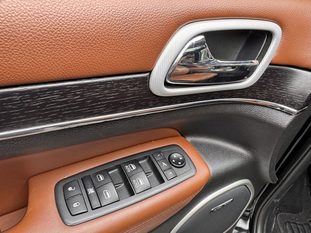 2019 Jeep Grand Cherokee Image 16