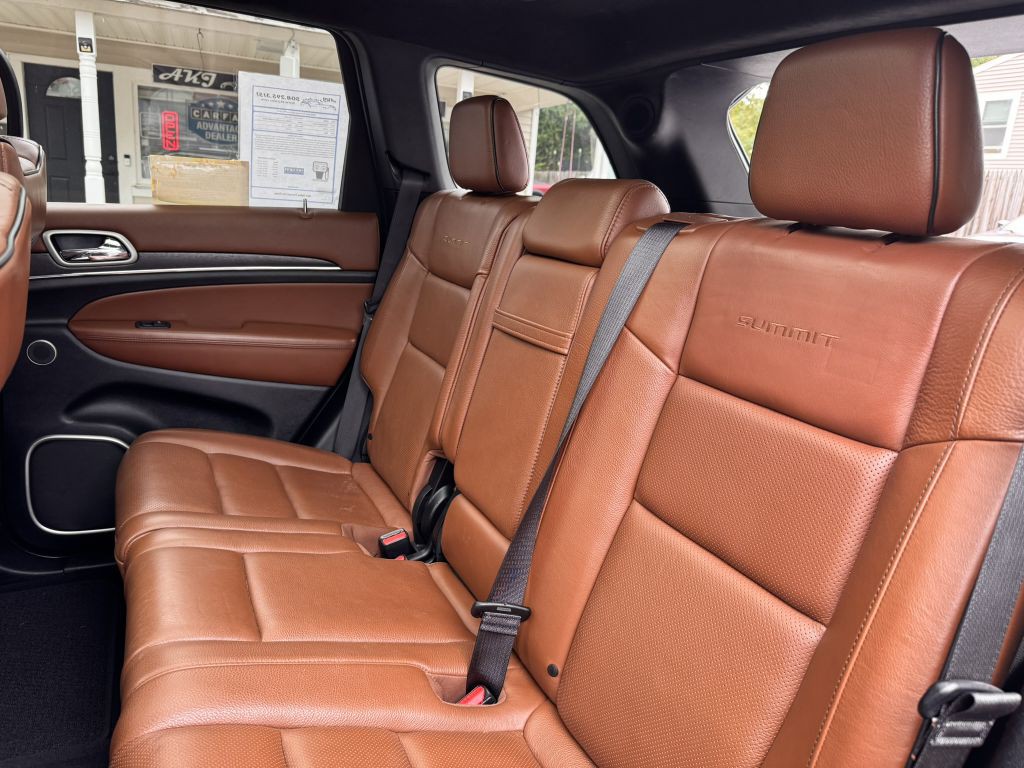 2019 Jeep Grand Cherokee Image 32