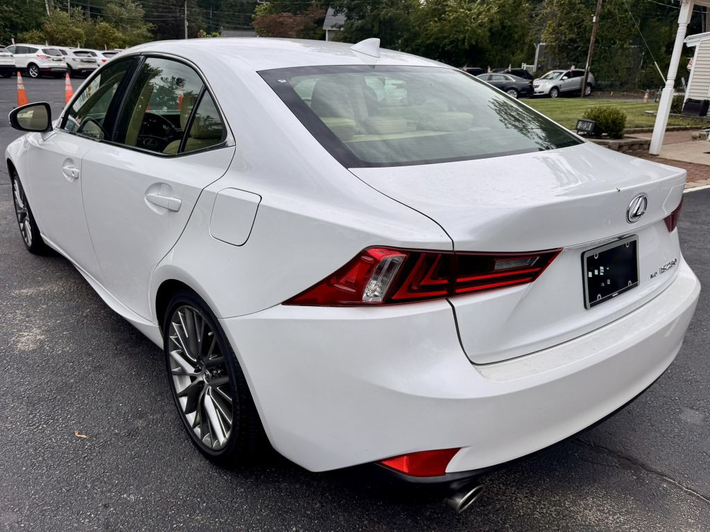 2015 Lexus IS 250 Image 8