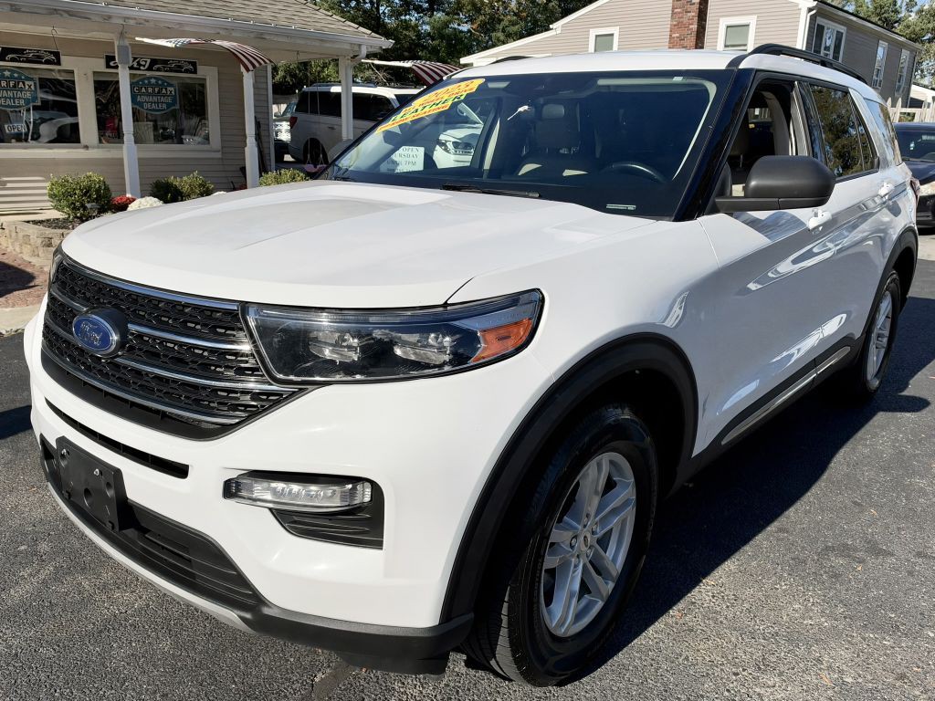 2023 Ford Explorer Image 1