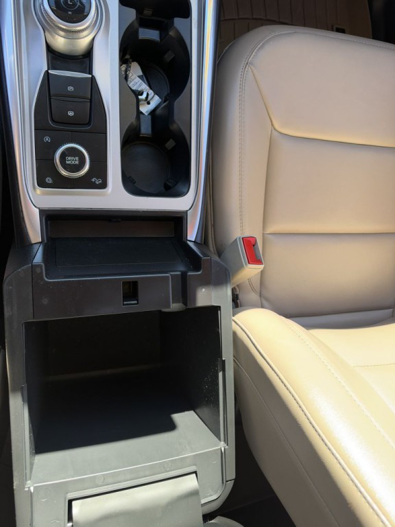 2023 Ford Explorer Image 24
