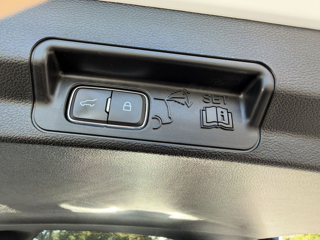 2023 Ford Explorer Image 31