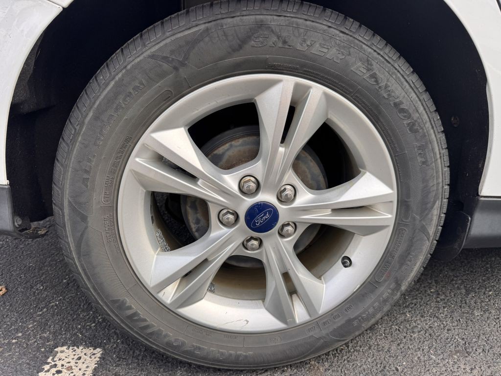 2013 Ford Focus Image 11