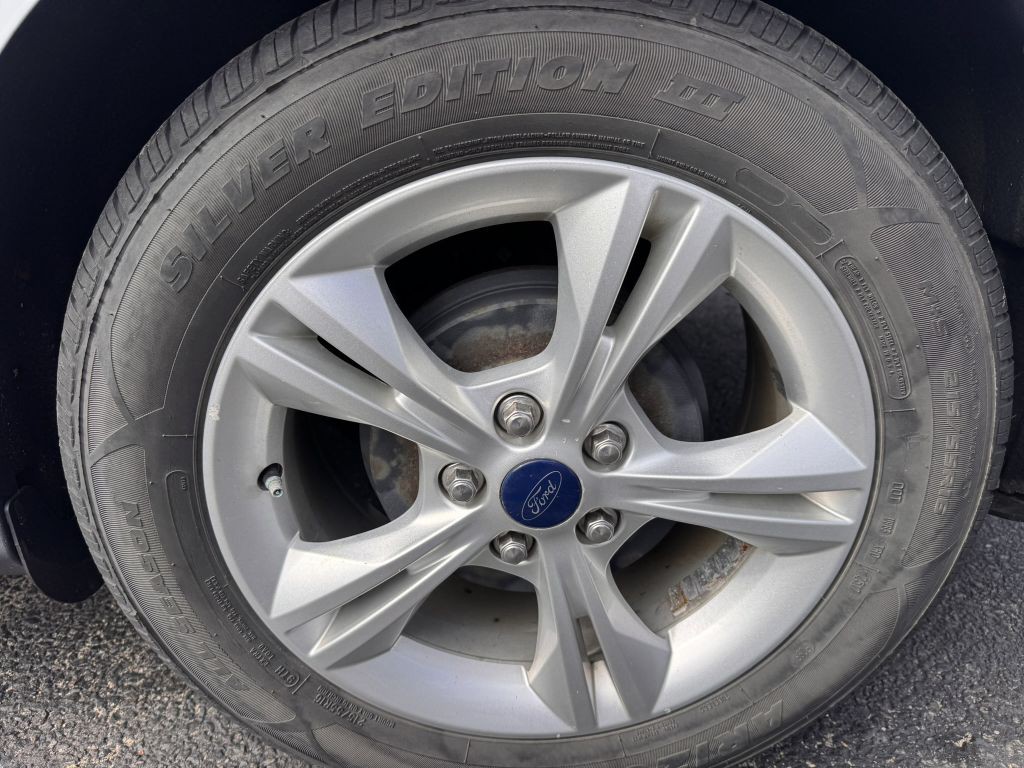 2013 Ford Focus Image 14
