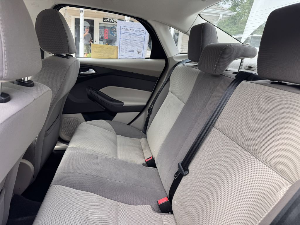 2013 Ford Focus Image 22