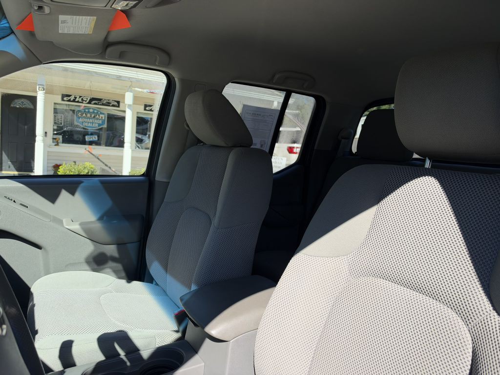 2018 Nissan Frontier Image 10