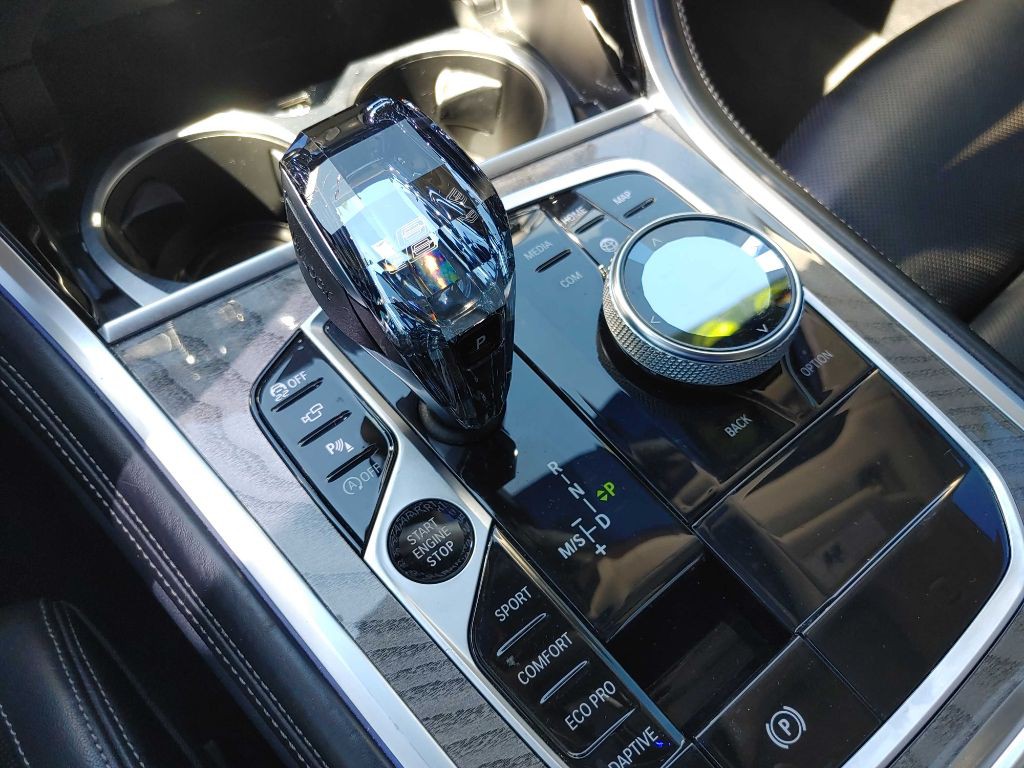 2020 BMW 8 Series Image 10