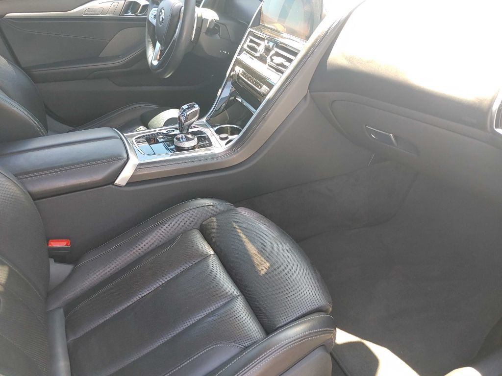 2020 BMW 8 Series Image 20