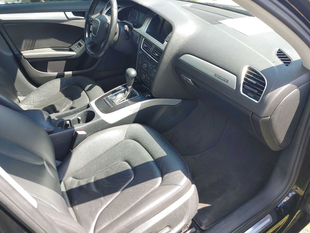 2010 Audi A4 Image 10