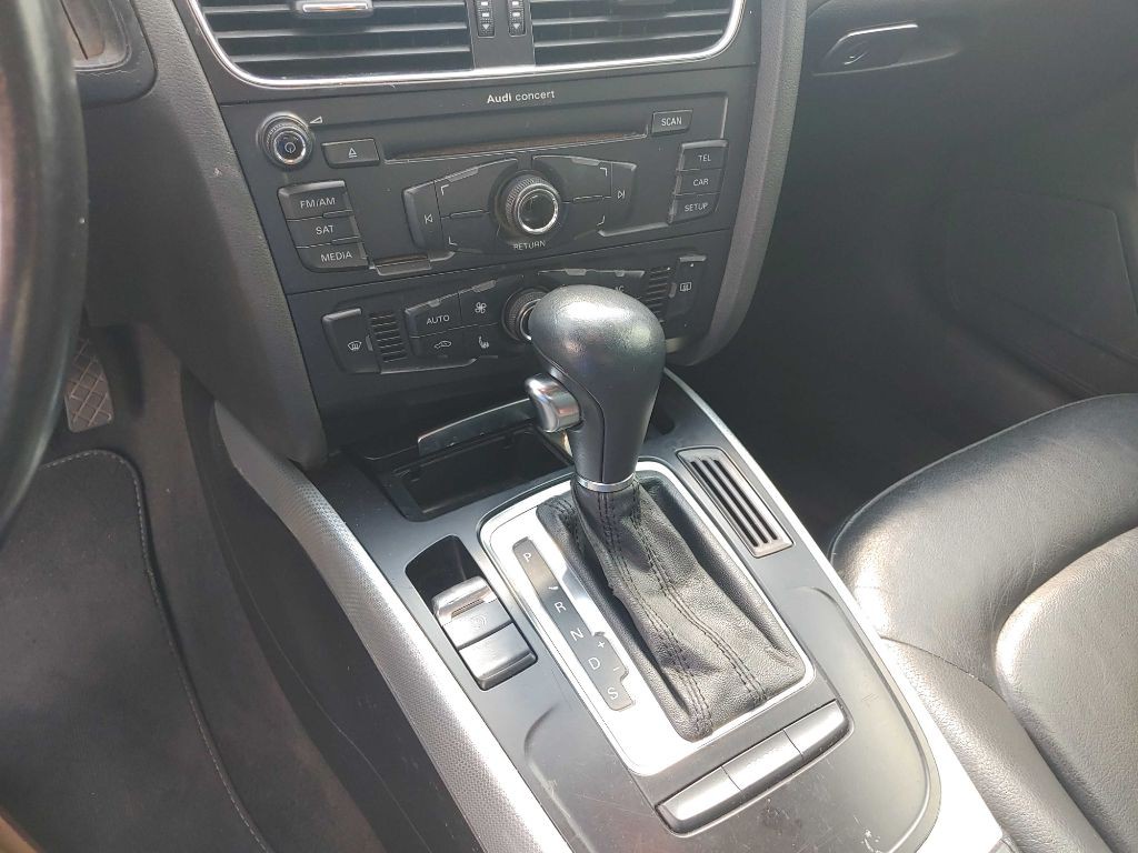 2010 Audi A4 Image 15
