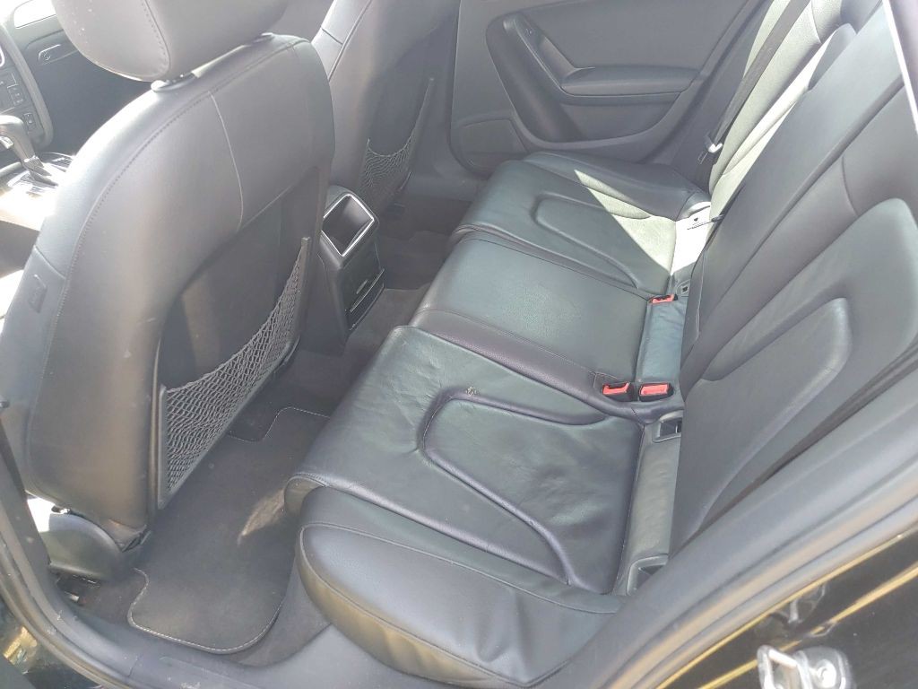 2010 Audi A4 Image 8