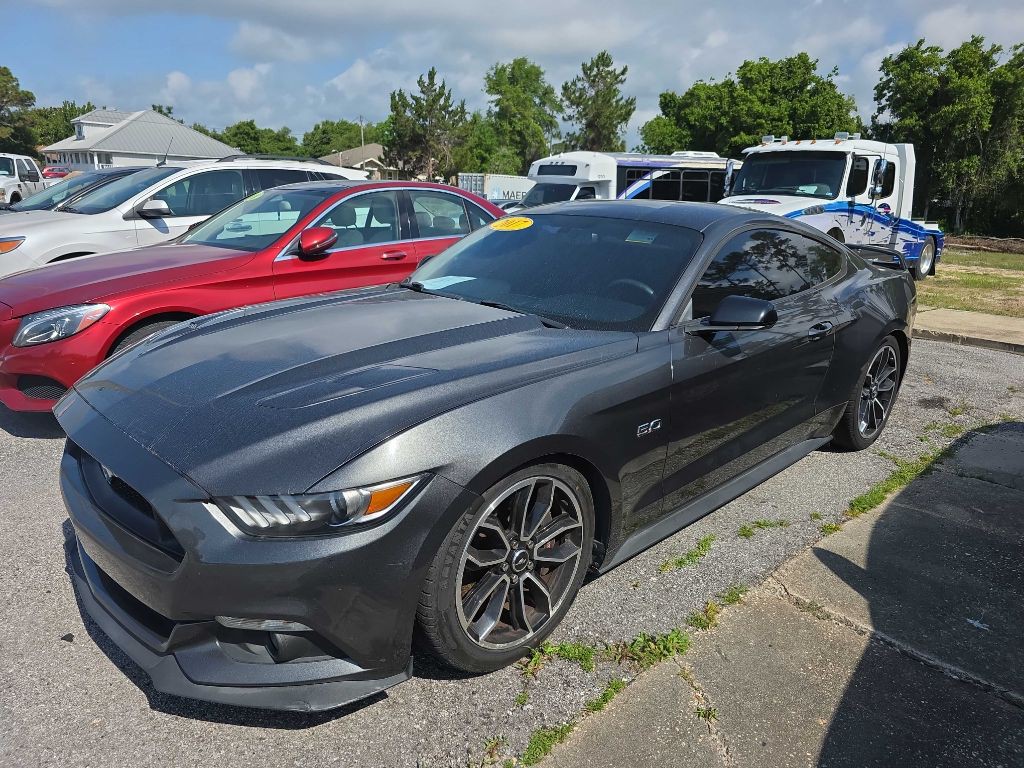 2017 Ford Mustang Image 1