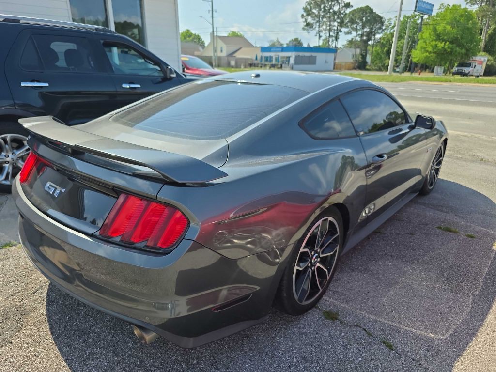 2017 Ford Mustang Image 5