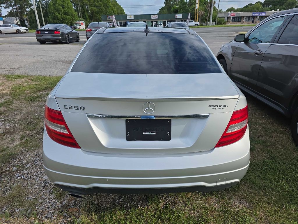 2014 Mercedes-Benz C-Class Image 4