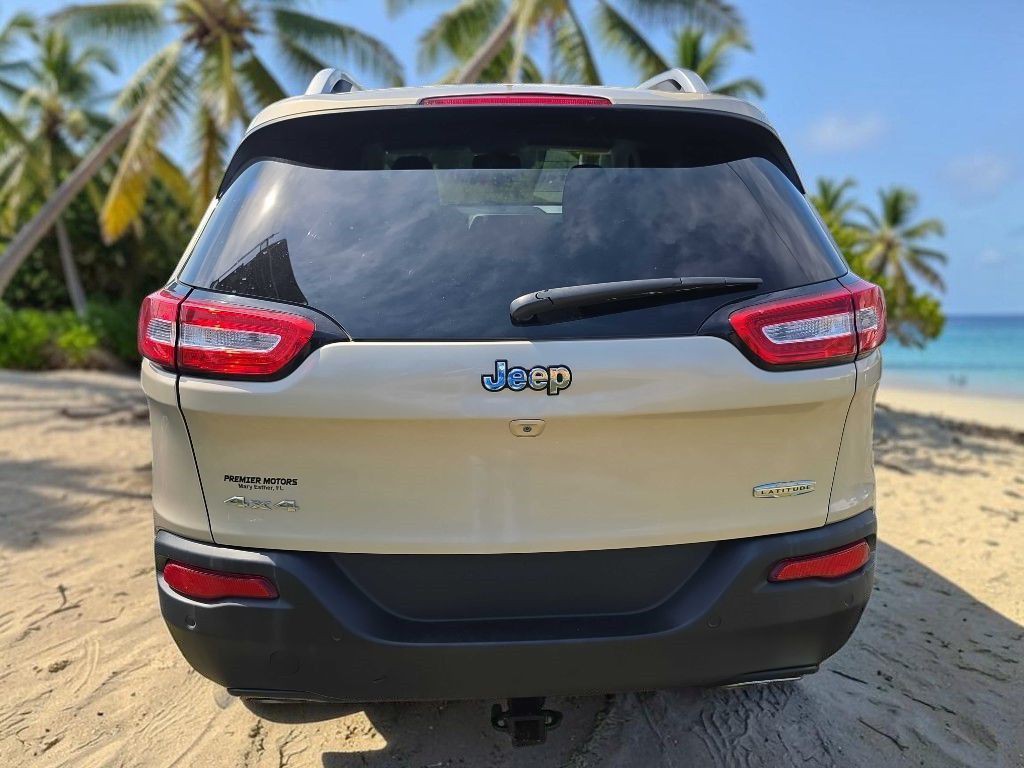 2015 Jeep Cherokee Image 4