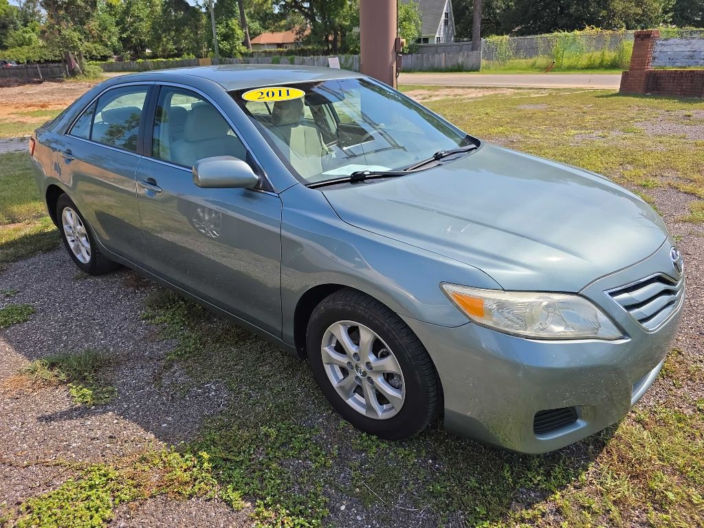 2011 Toyota Camry Image 7