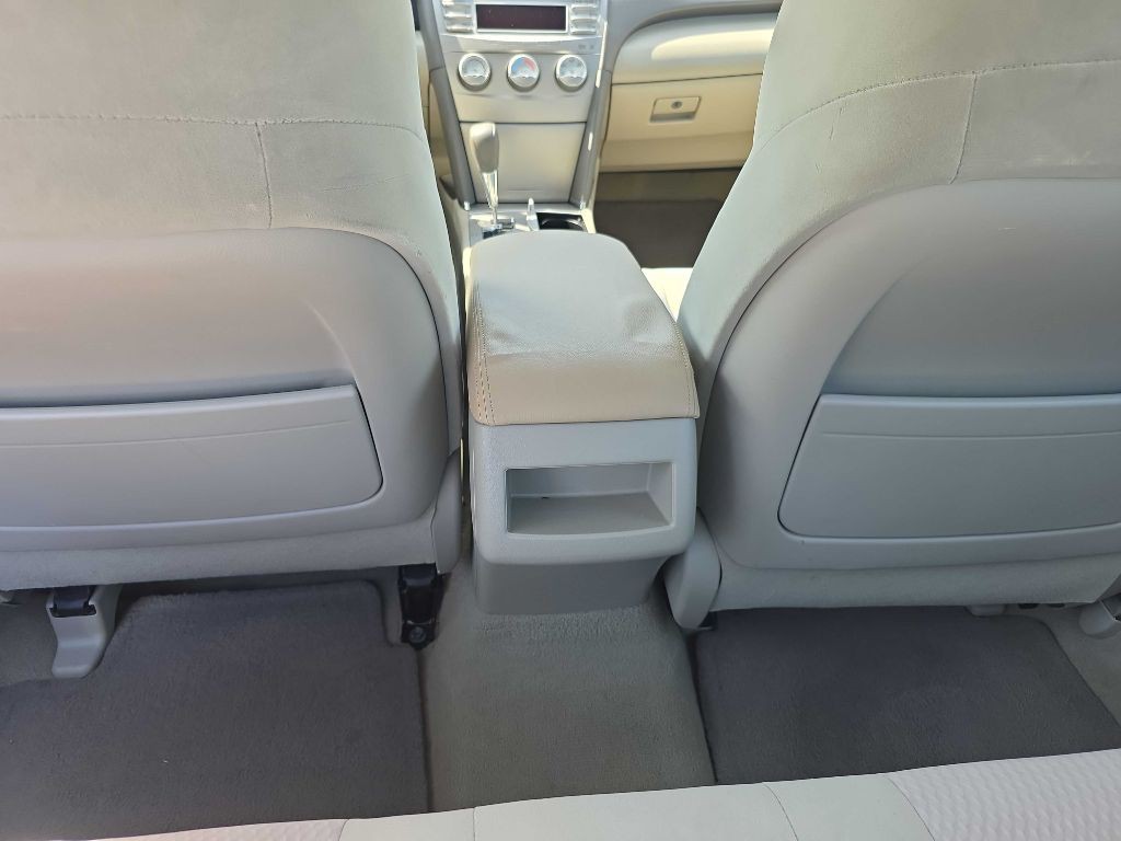 2011 Toyota Camry Image 15