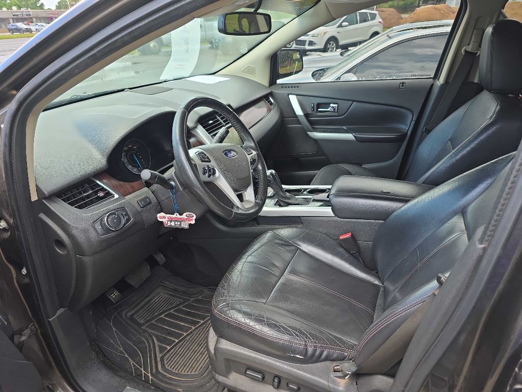 2011 Ford Edge Image 8