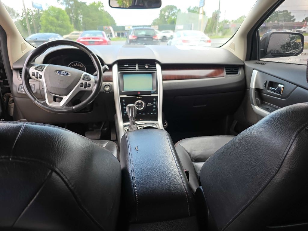 2011 Ford Edge Image 9