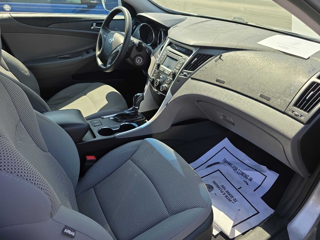 2014 Hyundai Sonata Image 12