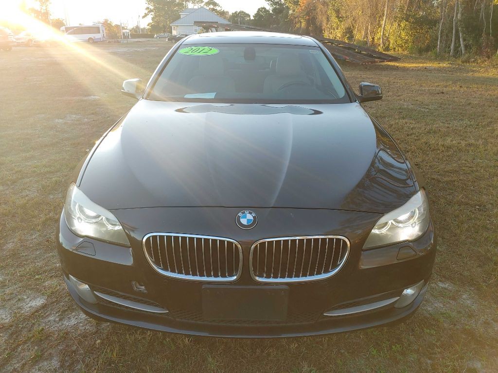 2012 BMW 5 Series Image 3